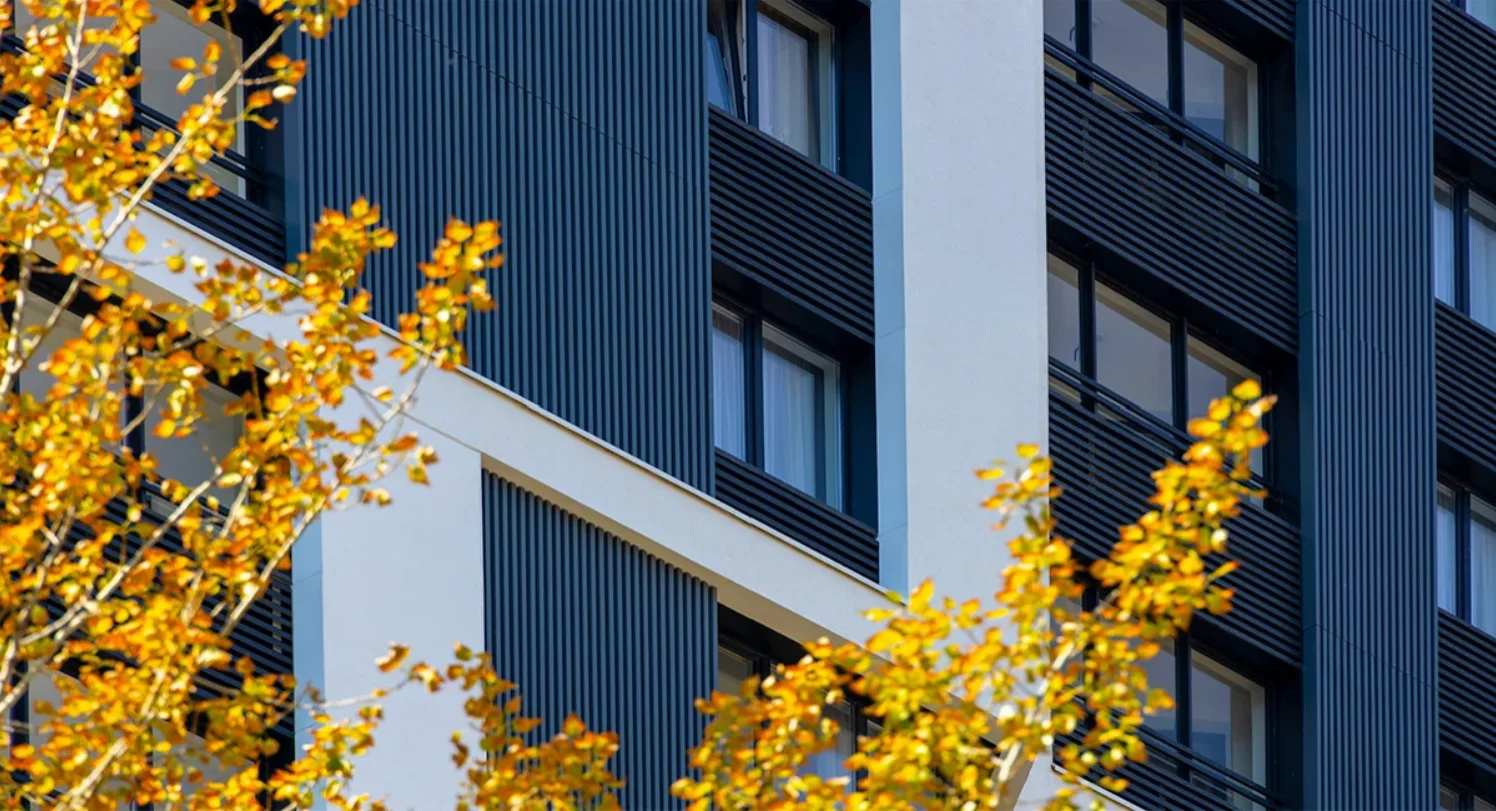 Ввод жилья в Москве снизился на треть с начала года